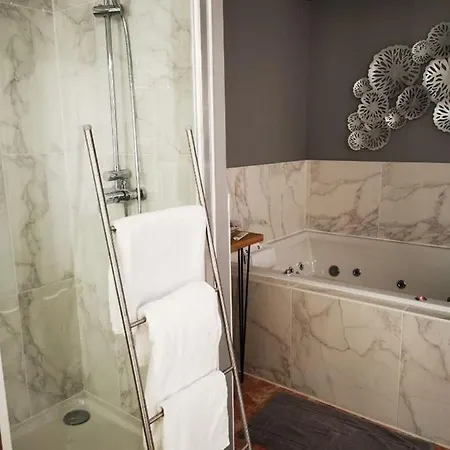 Privatif Sauna Jaccuzi Gæstehus Nice