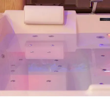 Privatif Sauna Jaccuzi *