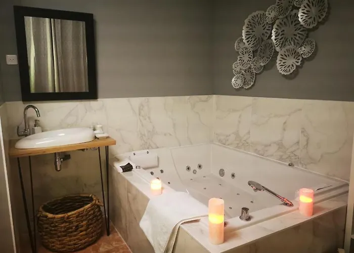 Penzion Privatif Sauna Jaccuzi 4*