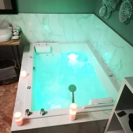 Privatif Sauna Jaccuzi