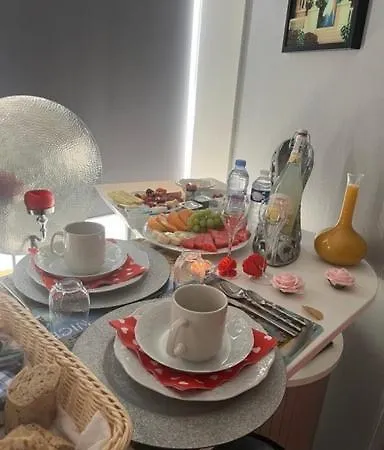 Privatif Sauna Jaccuzi بيت ضيافة نيس