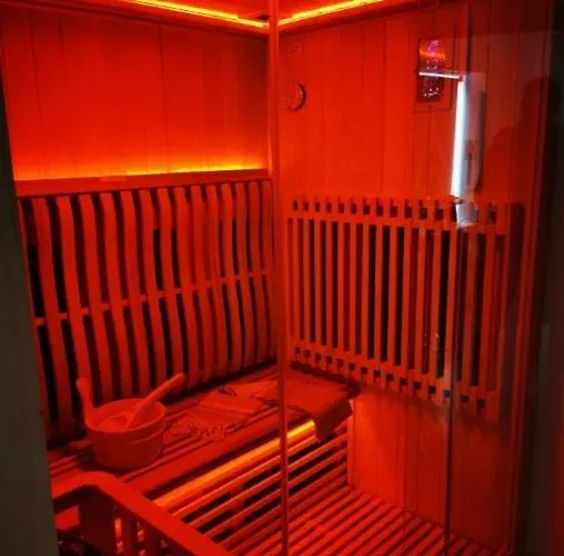 Privatif Sauna Jaccuzi 게스트하우스 4*